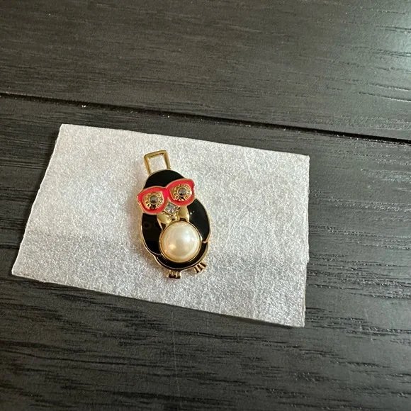 Henri Bendel Influencer Party Penguin Charm - Picture 2 of 2